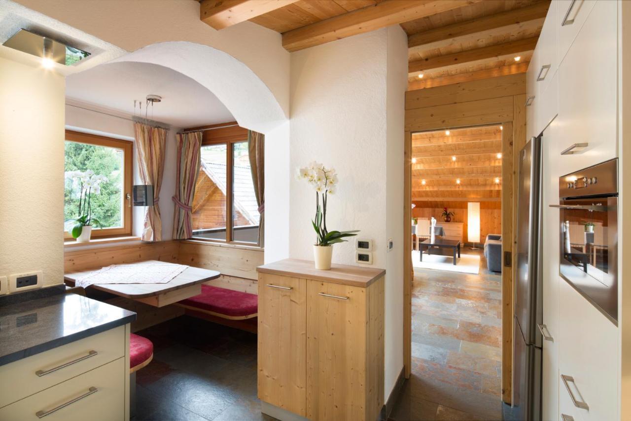 Residence Mugun Corvara In Badia Exterior photo