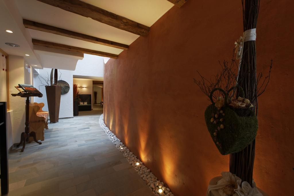 Residence Mugun Corvara In Badia Exterior photo