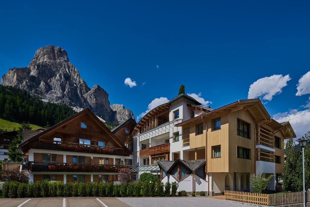 Residence Mugun Corvara In Badia Exterior photo